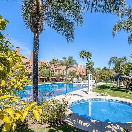 Oleholidays Adosado Mediterraneo Monteros 100 M Playa Holiday home *